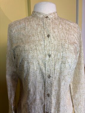 Michael Kors Beige Lightweight . All Cotton. Button-Down Shirt